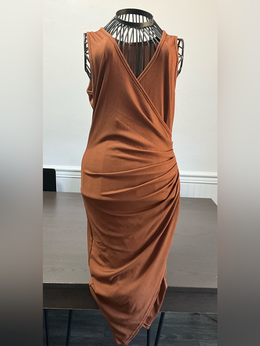 New-Sleeveless stretch dress "Nali Collection" for women color Coffe Size,S/M